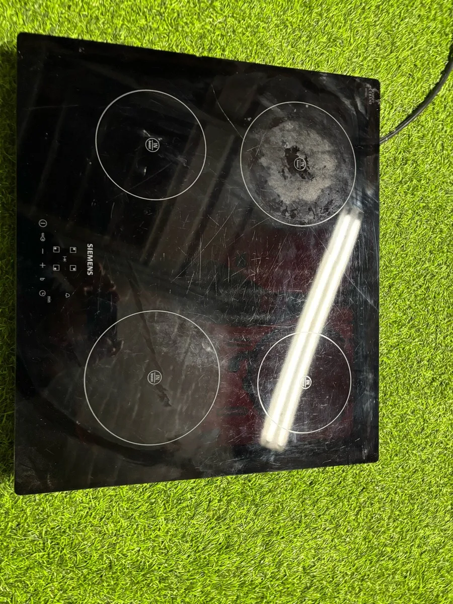 Siemens induction hob - Image 1