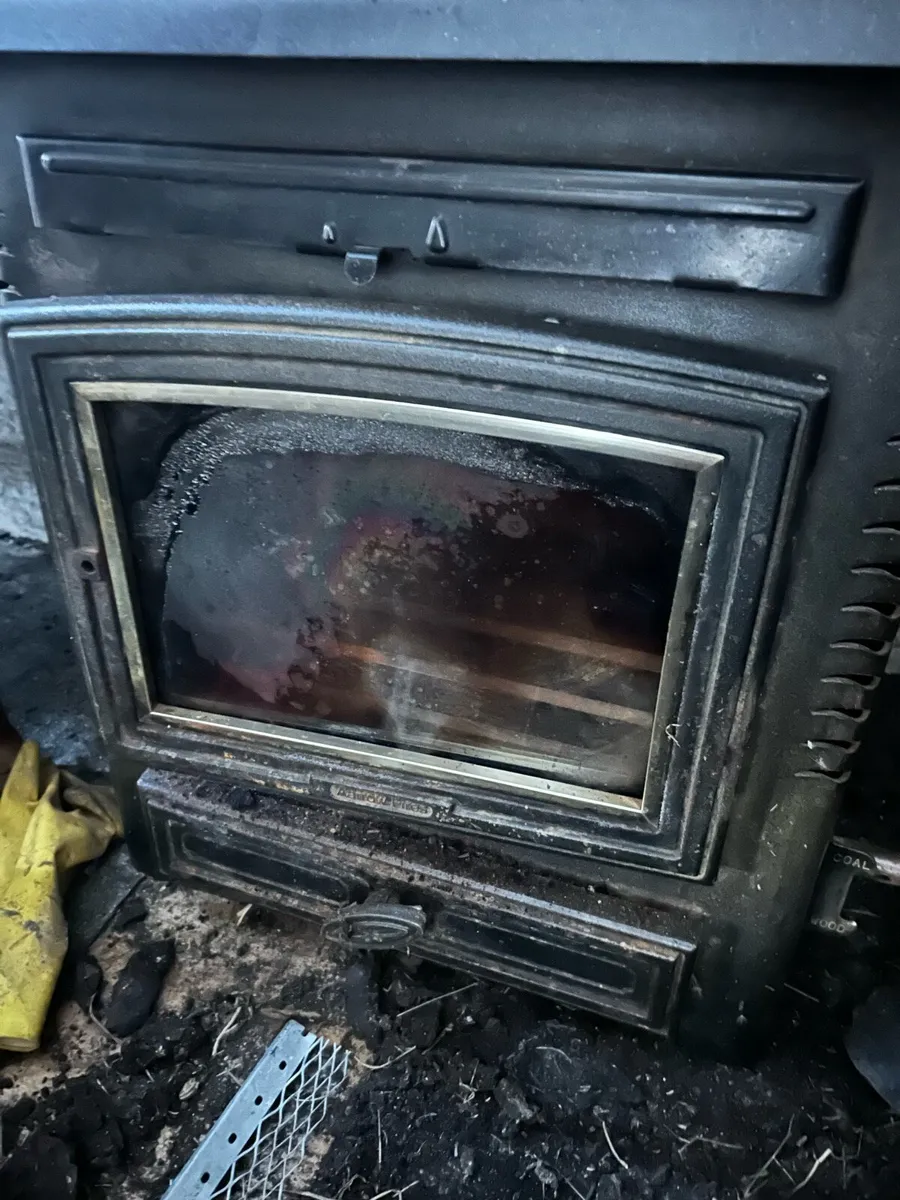 Arrow stove  and Audi a4 sport - Image 1