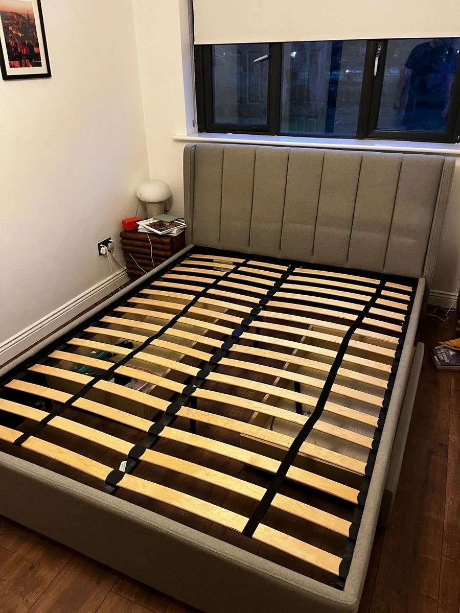 Bremen king size bed - Image 3