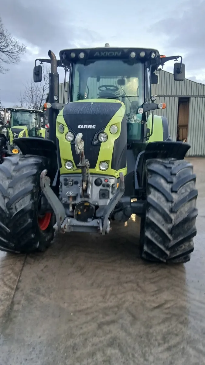 Claas Axion 800 - Image 4