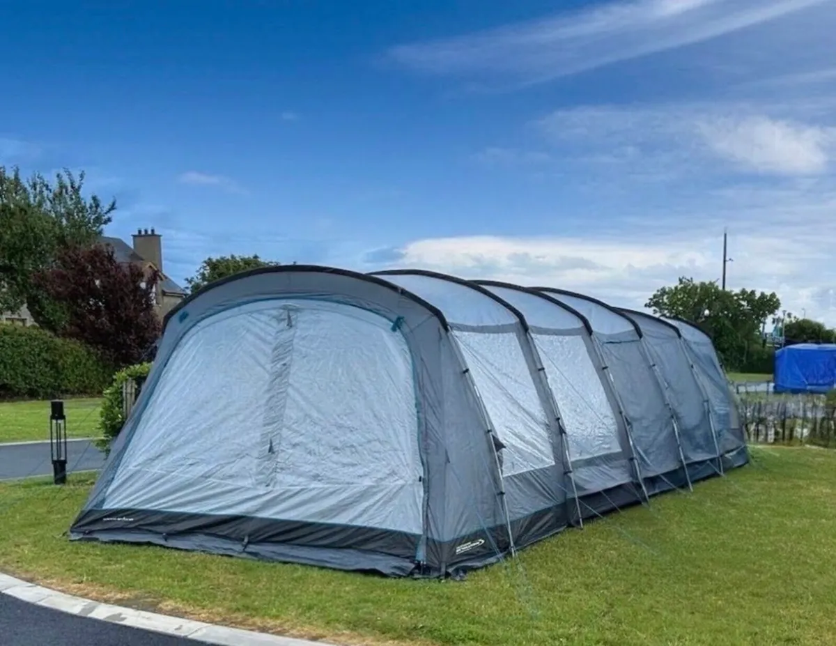 Tent - Image 1