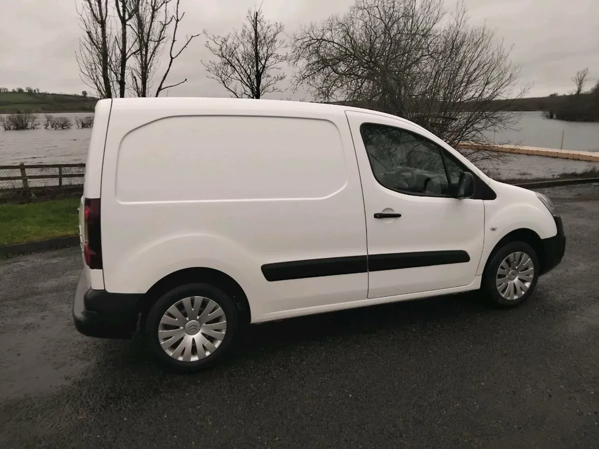 182 Citroen Berlingo - Image 4