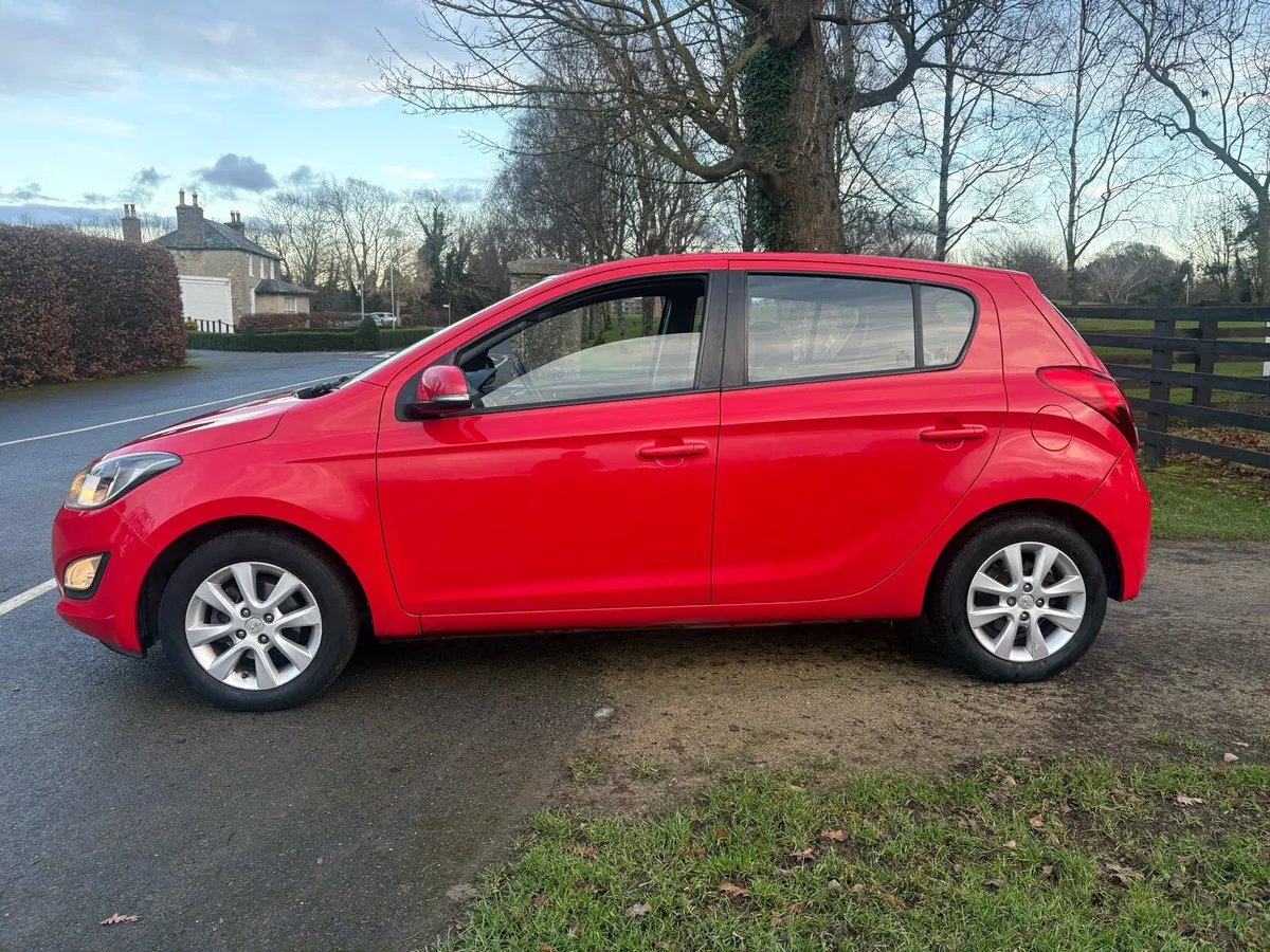 Hyundai i20 nct & tax - Image 4