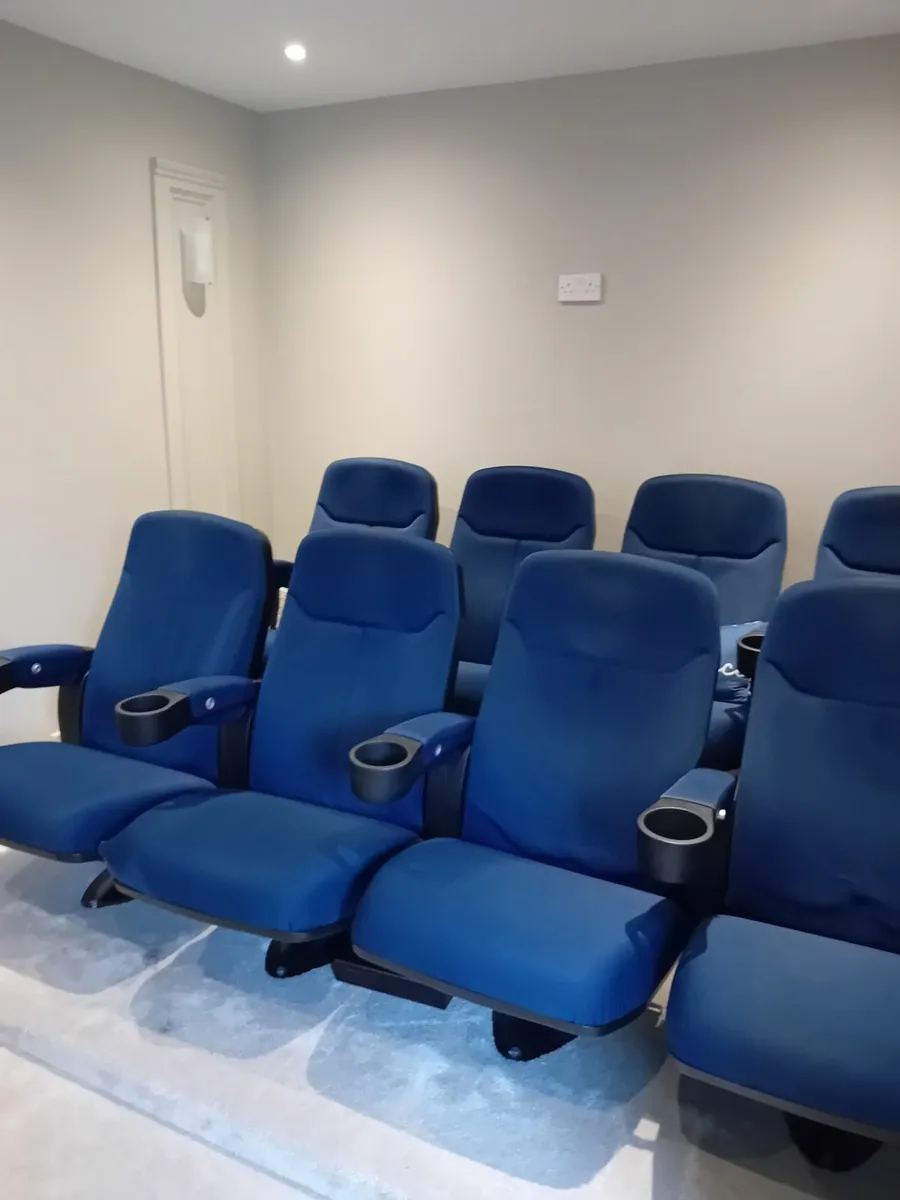 Cinema seats - Image 1