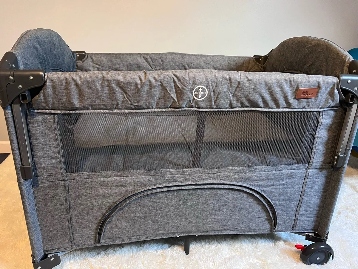 Baby Elegance travel cot with Clevamama mattress - Image 1
