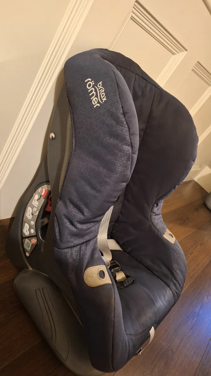 Britax car seat - Image 4