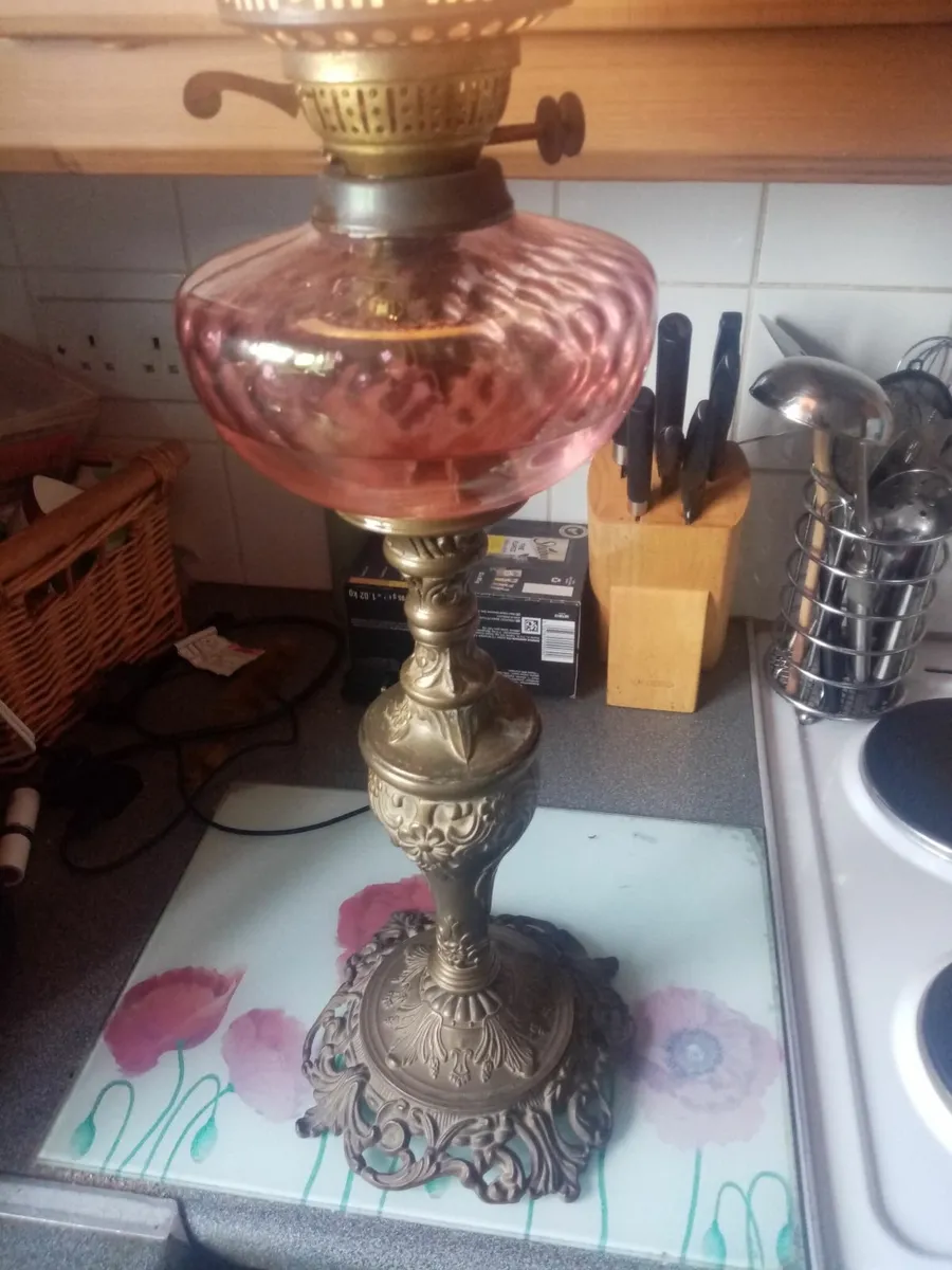 Vintage oil lamp - Image 3