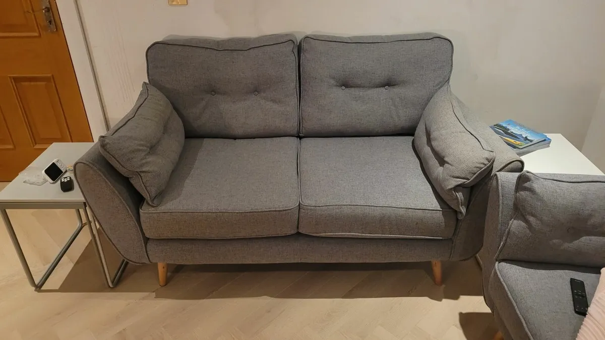 Two couches - Image 1