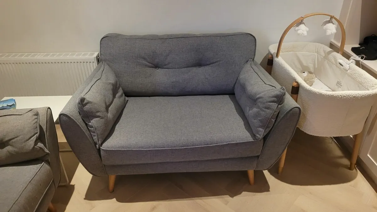 Two couches - Image 2