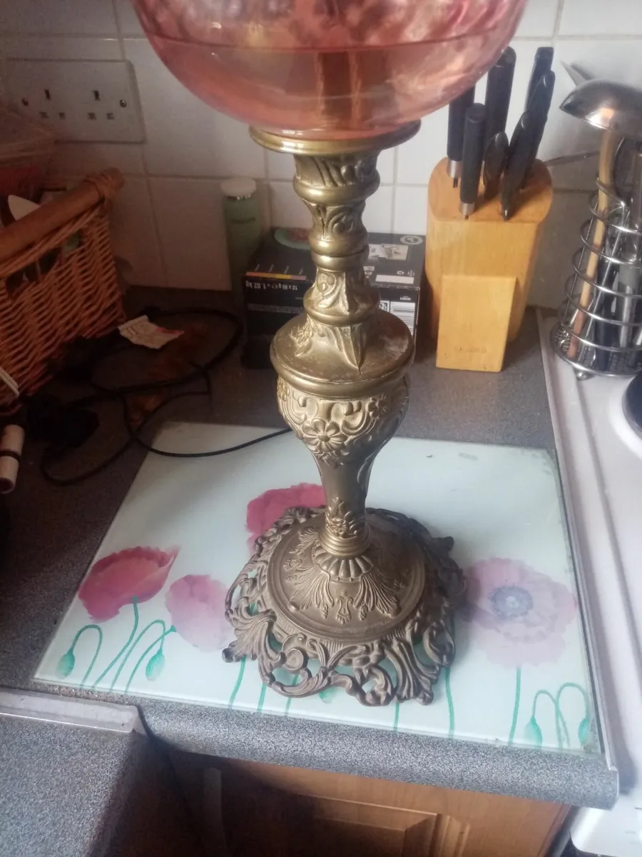 Vintage oil lamp - Image 4