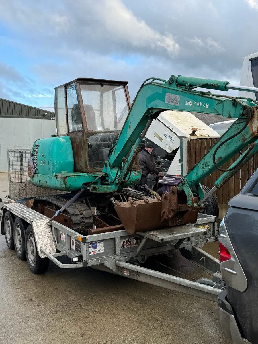 Mini diggers wanted - Image 3