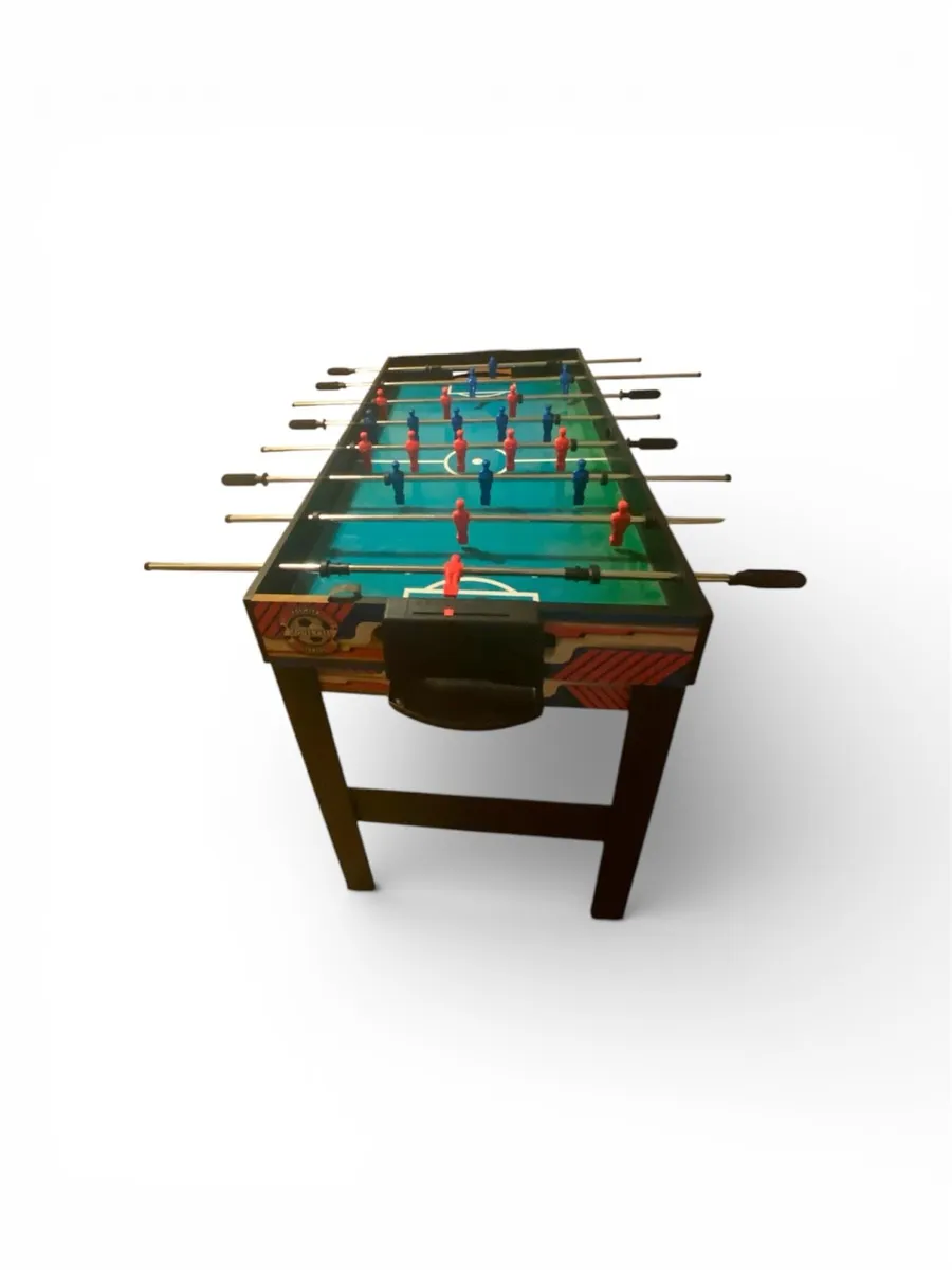 Kids game table - Image 1
