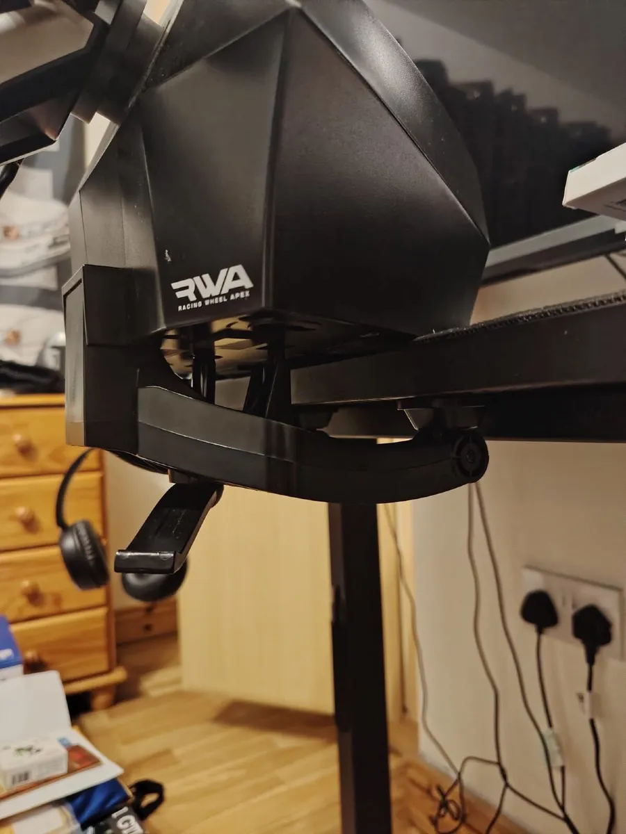 Gaming Chair & Automatic Steering wheel - Image 3