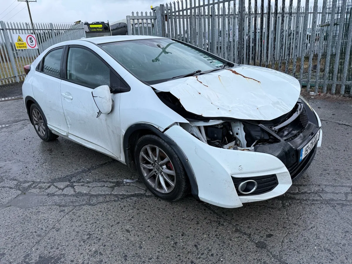 2015 Honda Civic 1.5i dtec - Image 1