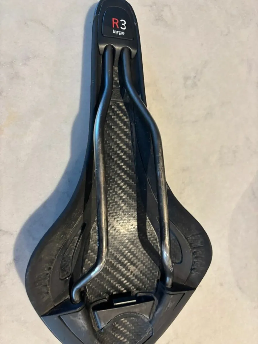 Fizik Saddle - Image 2