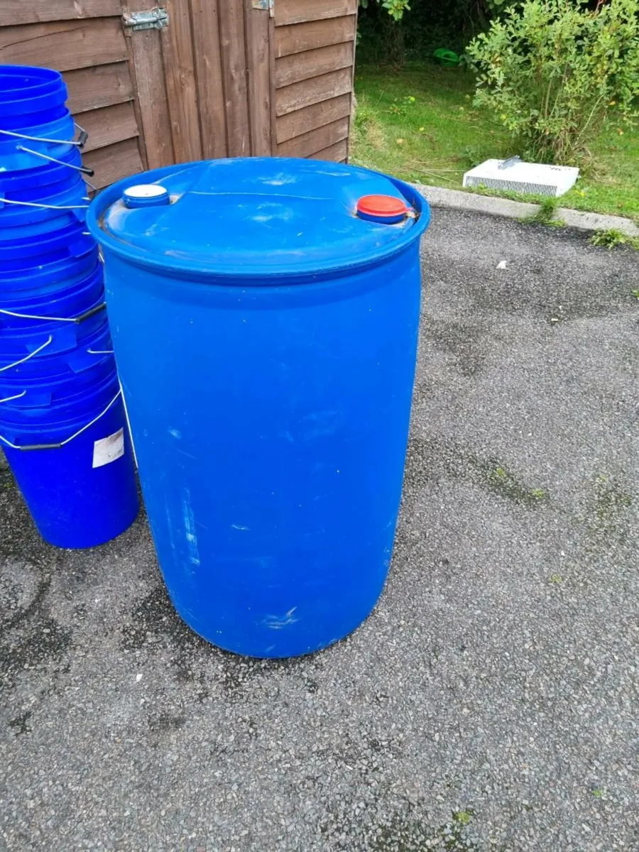 220L plastic barrels 25e each - Image 1