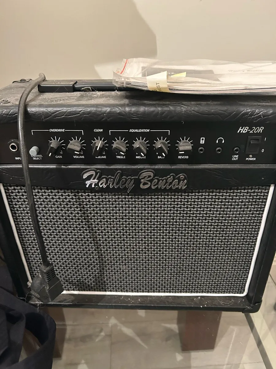 Musical instruments - Image 1