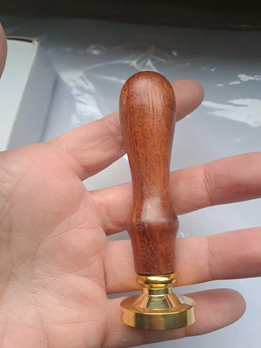 Wax Seal Stamp – Horse & Horseshoe Design - Image 3