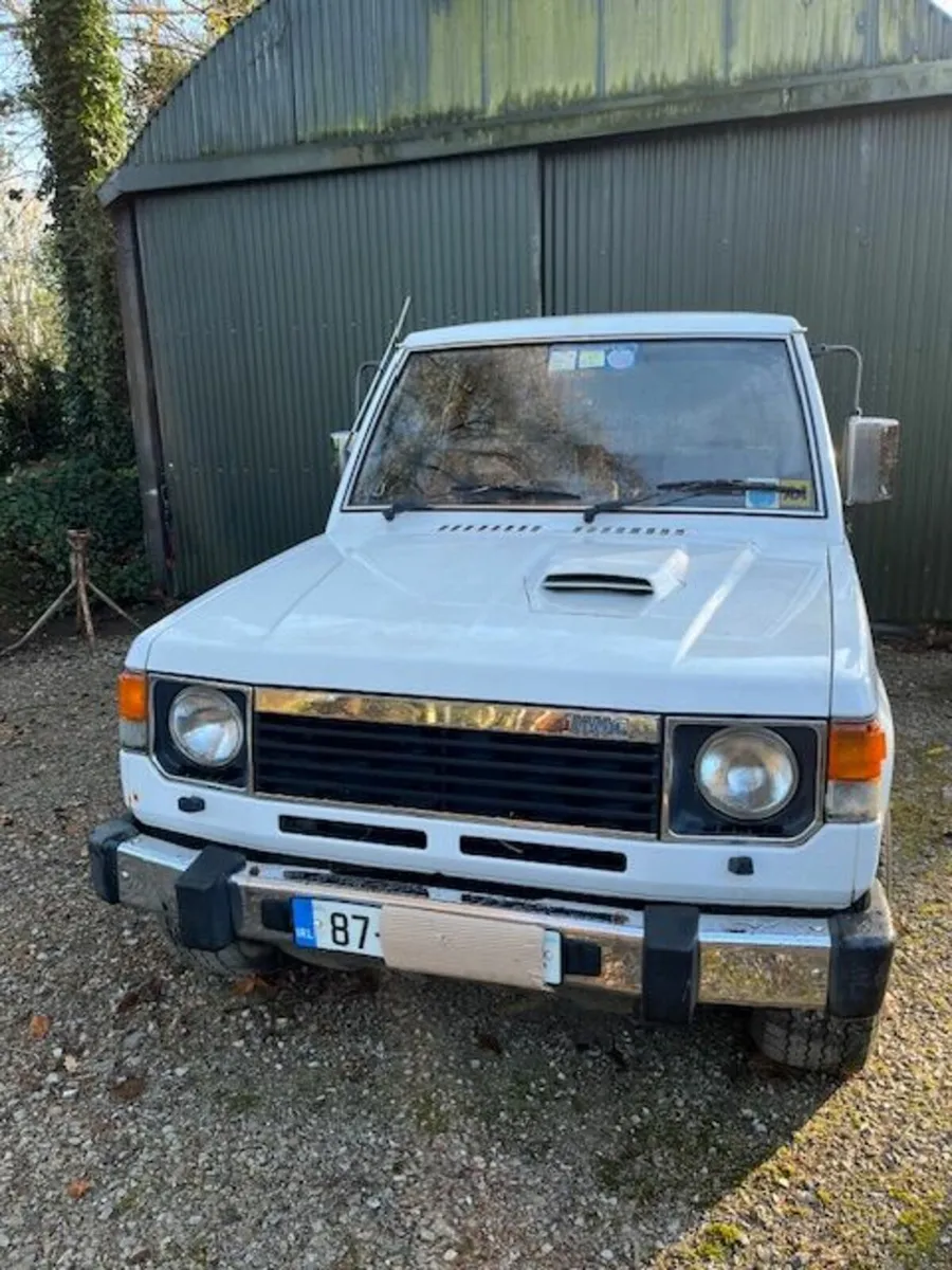 Mitsubishi Pajero 1987 - Image 1