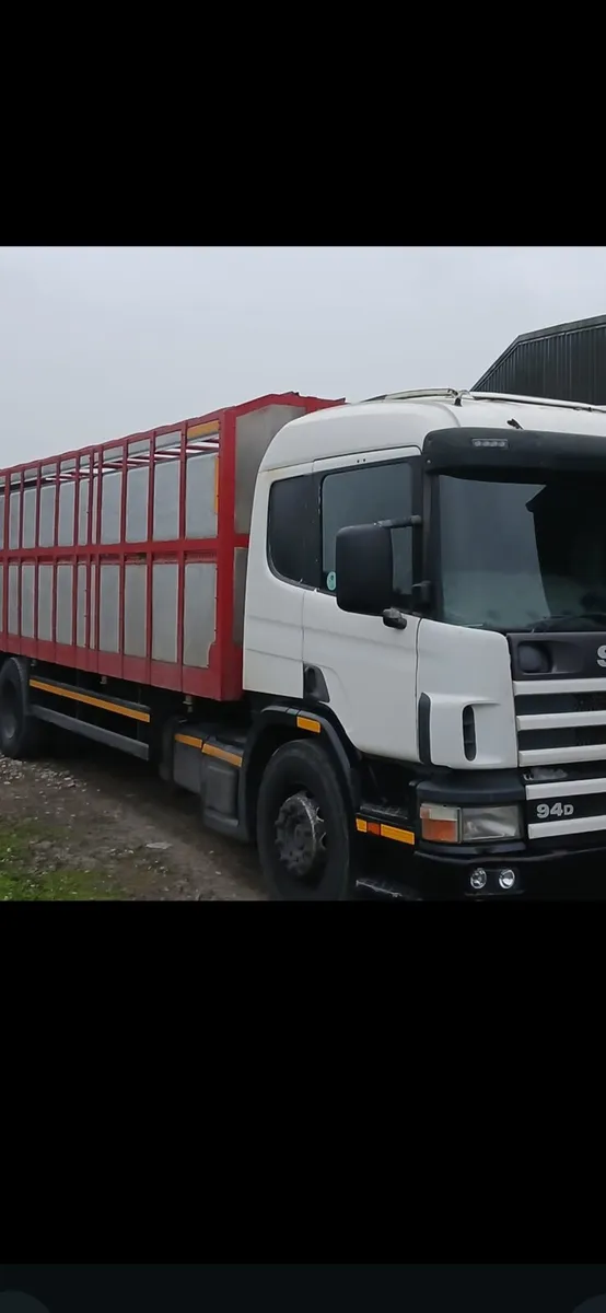 Cattle Lorry - Image 1