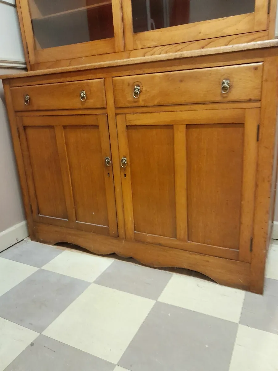 Old Oak Kitchen dresser - Image 3