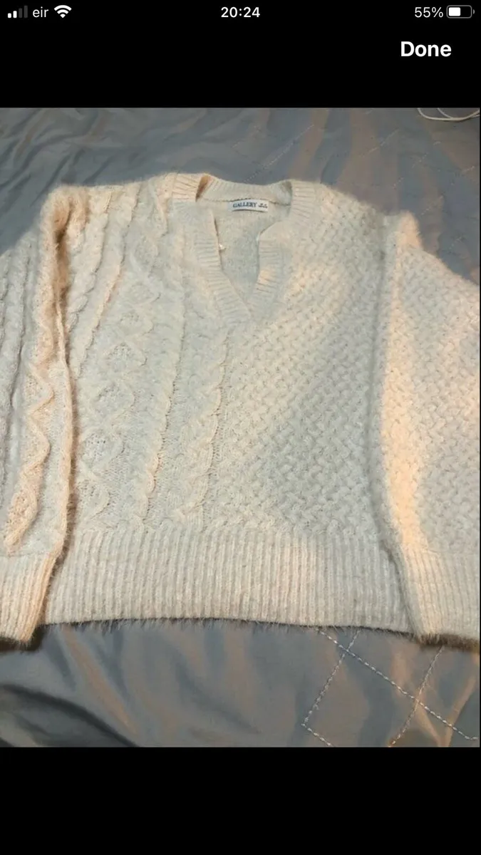 Ladies jumper size M €10 - Image 1