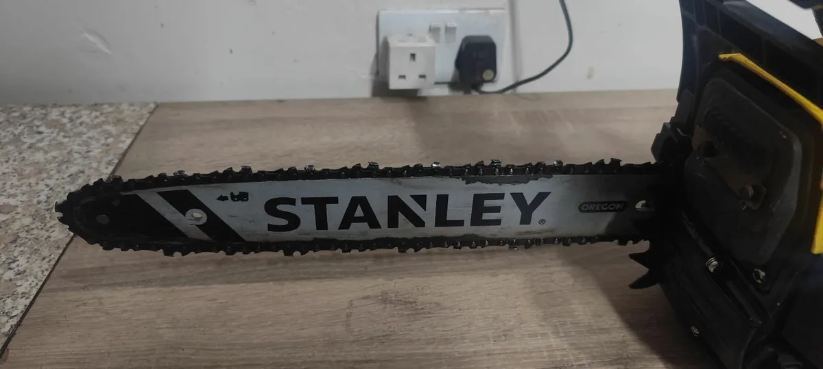 Chainsaw for sale - Image 3