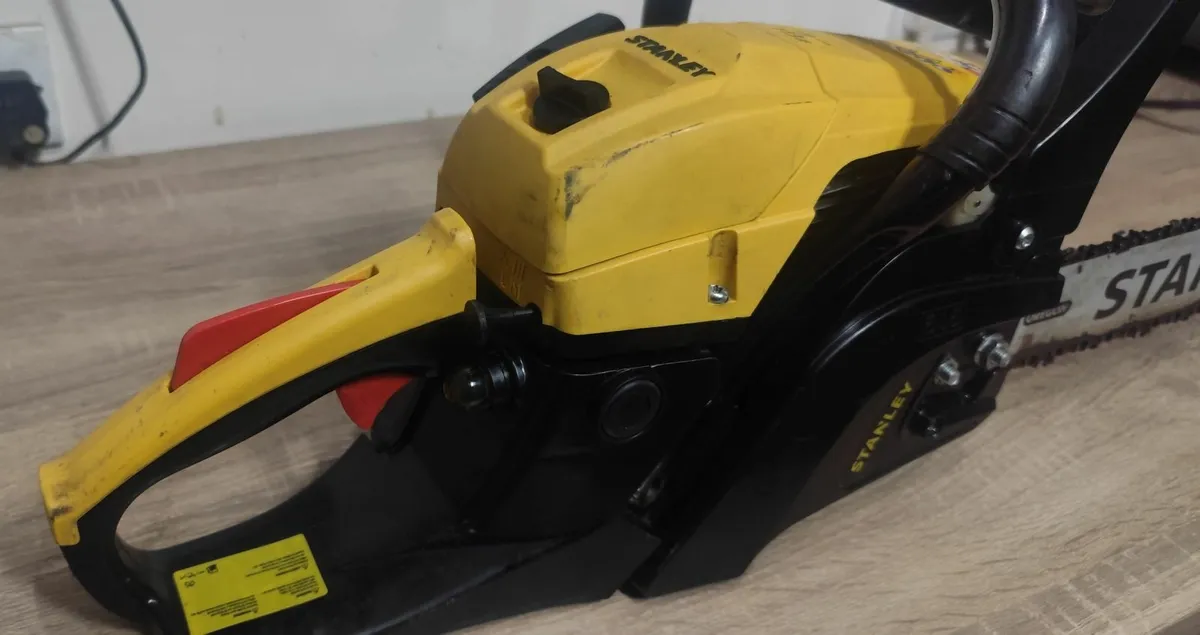 Chainsaw for sale - Image 4