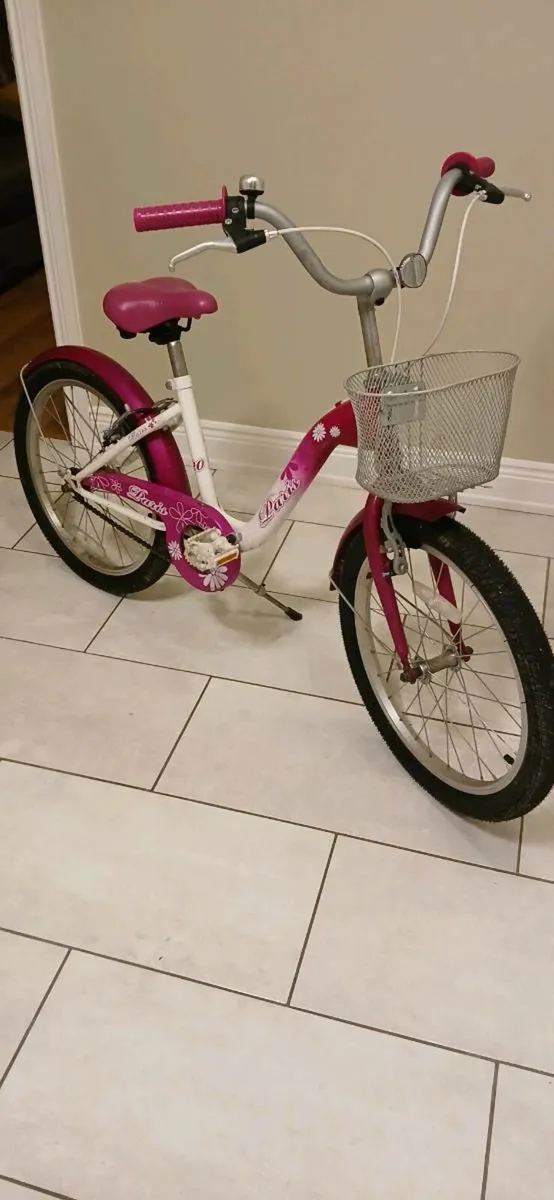 Girls bike - Image 1