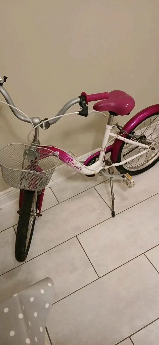 Girls bike - Image 4