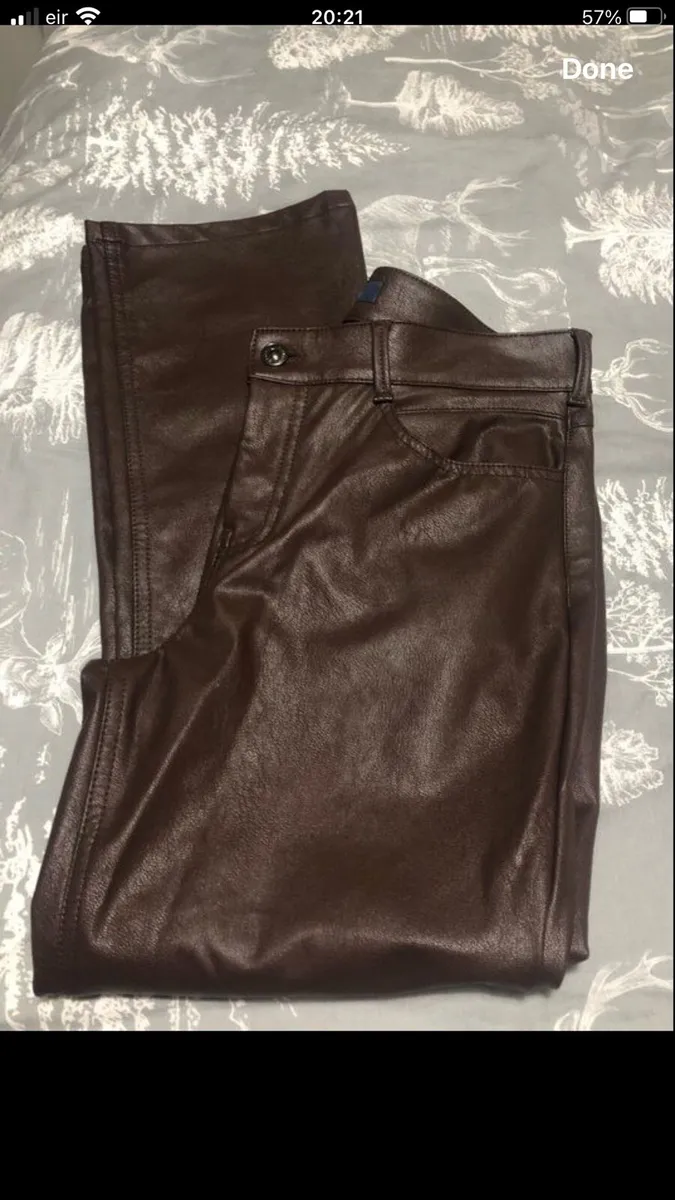 Ladies  brown leather trousers size 12 €15 - Image 2