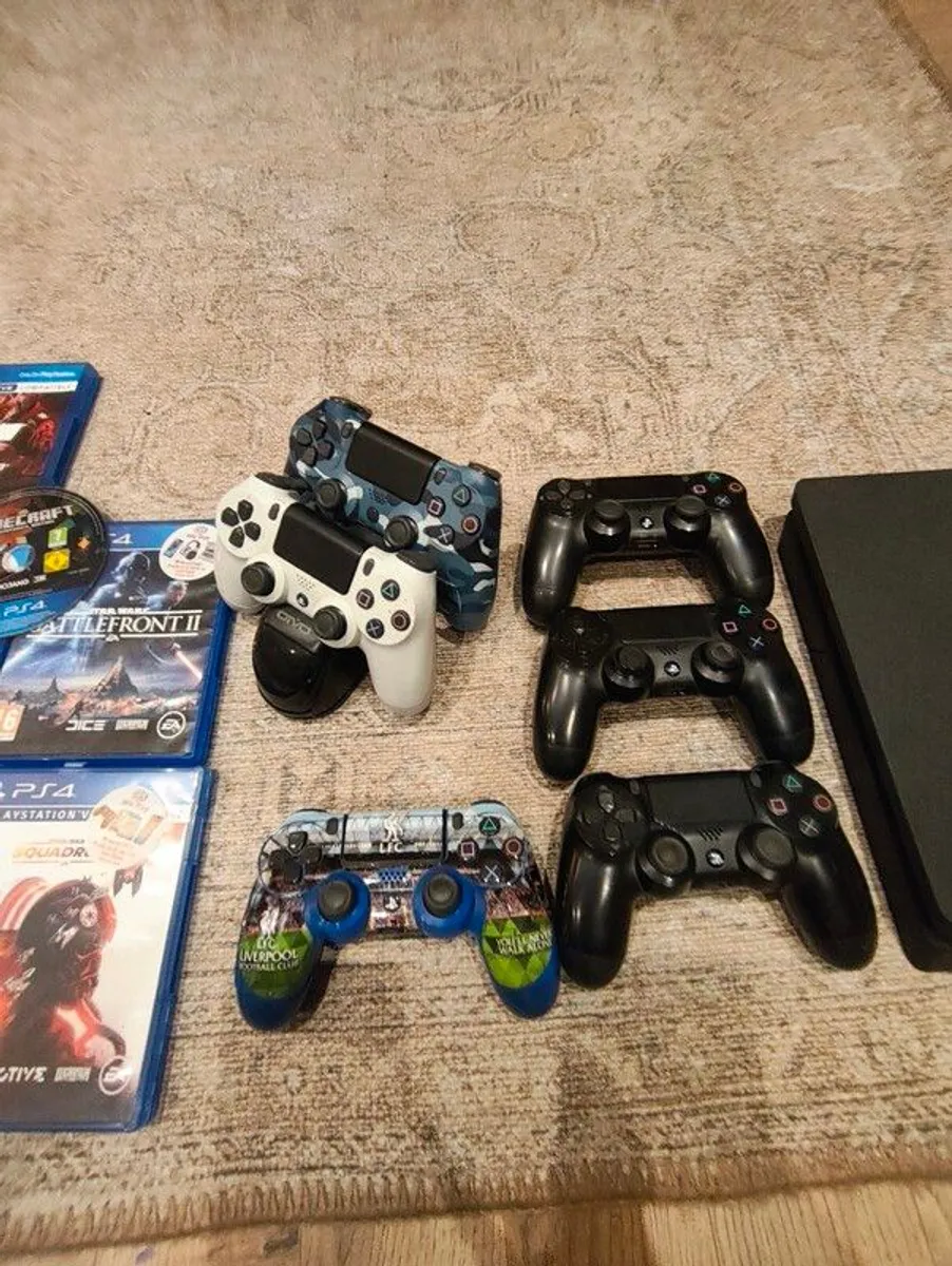PlayStation 4 - Image 1