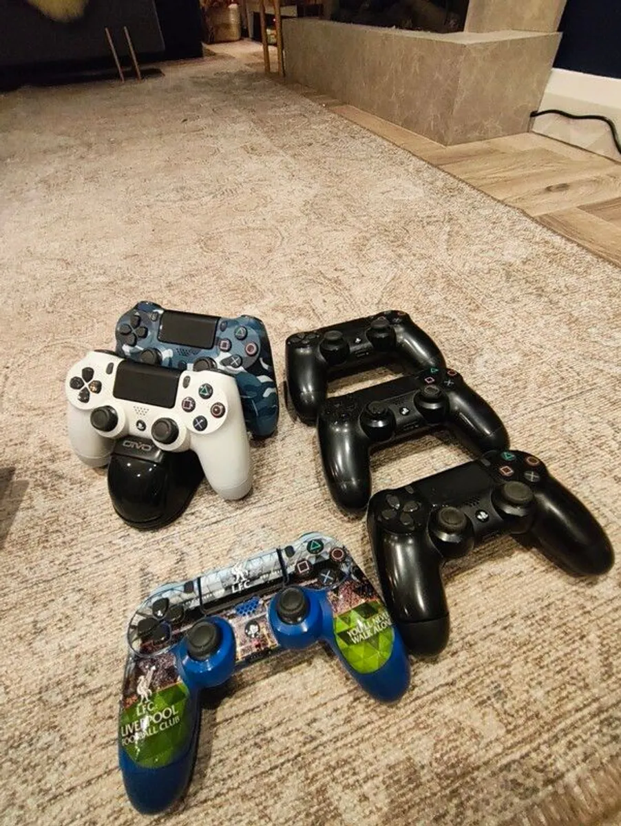 PlayStation 4 - Image 4