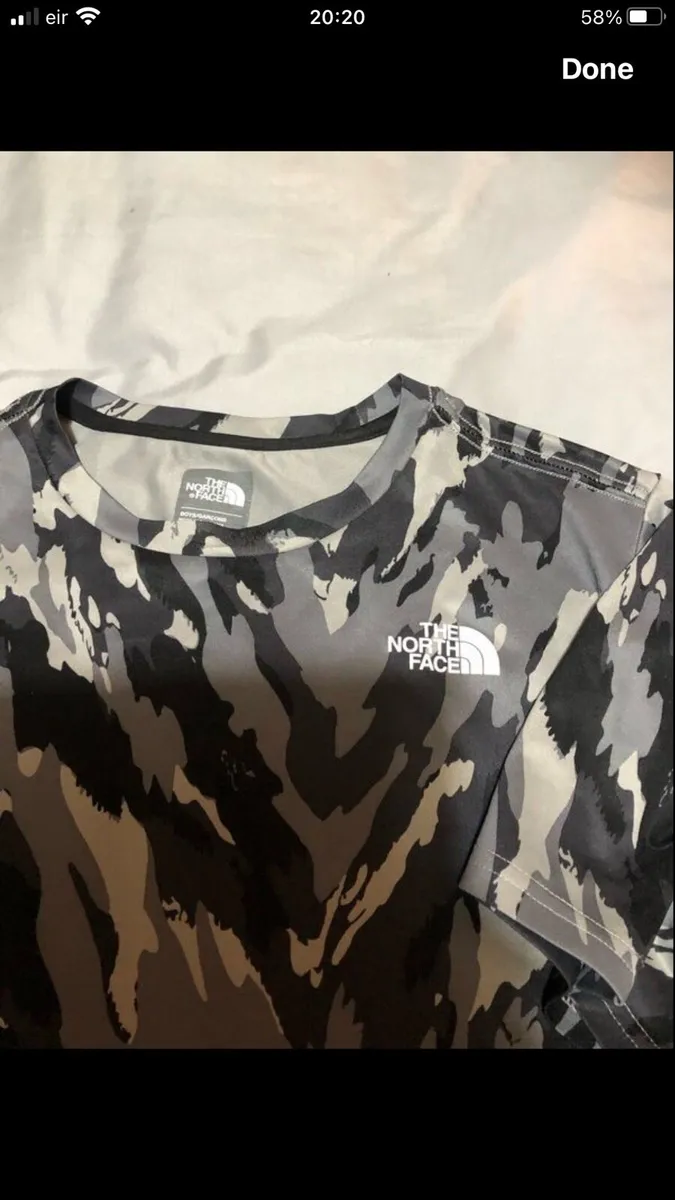 Boys under armour teeshirt size XL €5 - Image 3