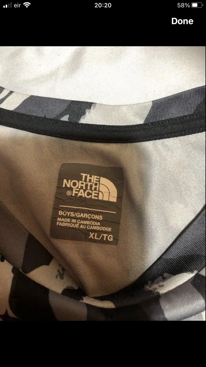 Boys under armour teeshirt size XL €5 - Image 4