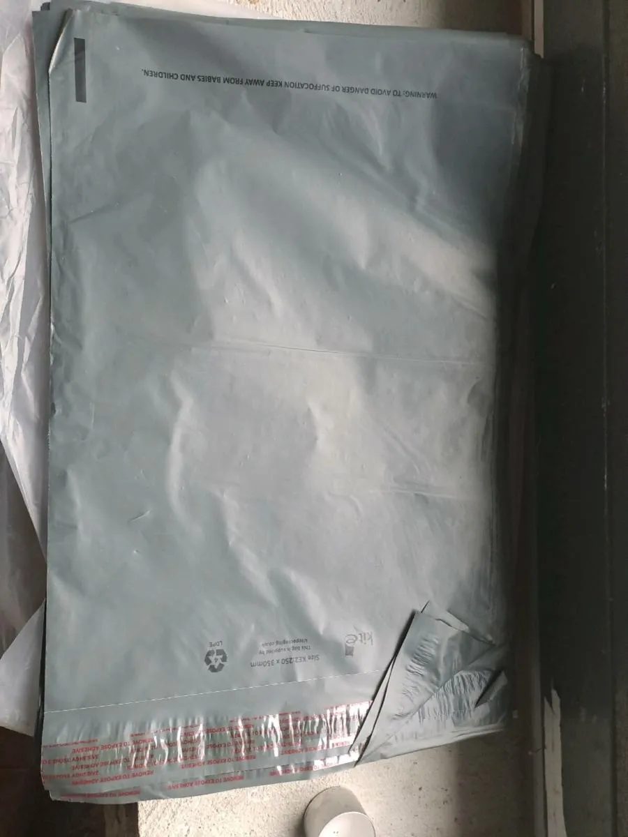 100 Grey Mailing Bags / Poly Mailers - Image 3