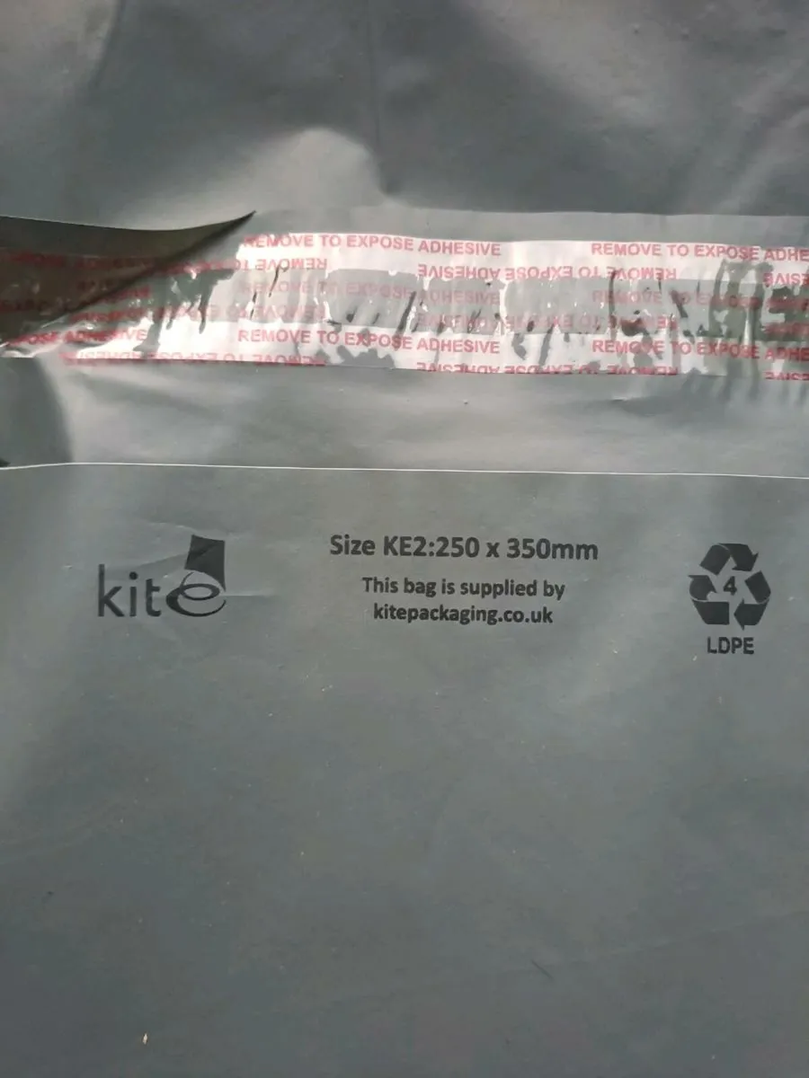 100 Grey Mailing Bags / Poly Mailers - Image 1