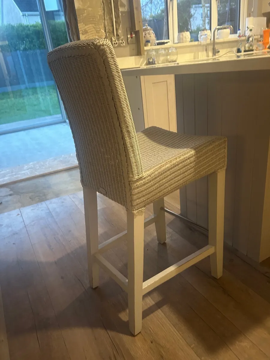 Island stools - Image 1