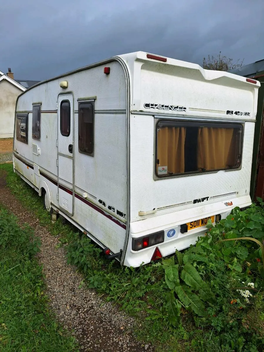 Caravan - Image 1