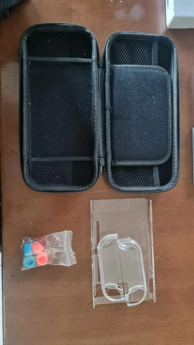 Nintendo Switch with accessories - Image 4