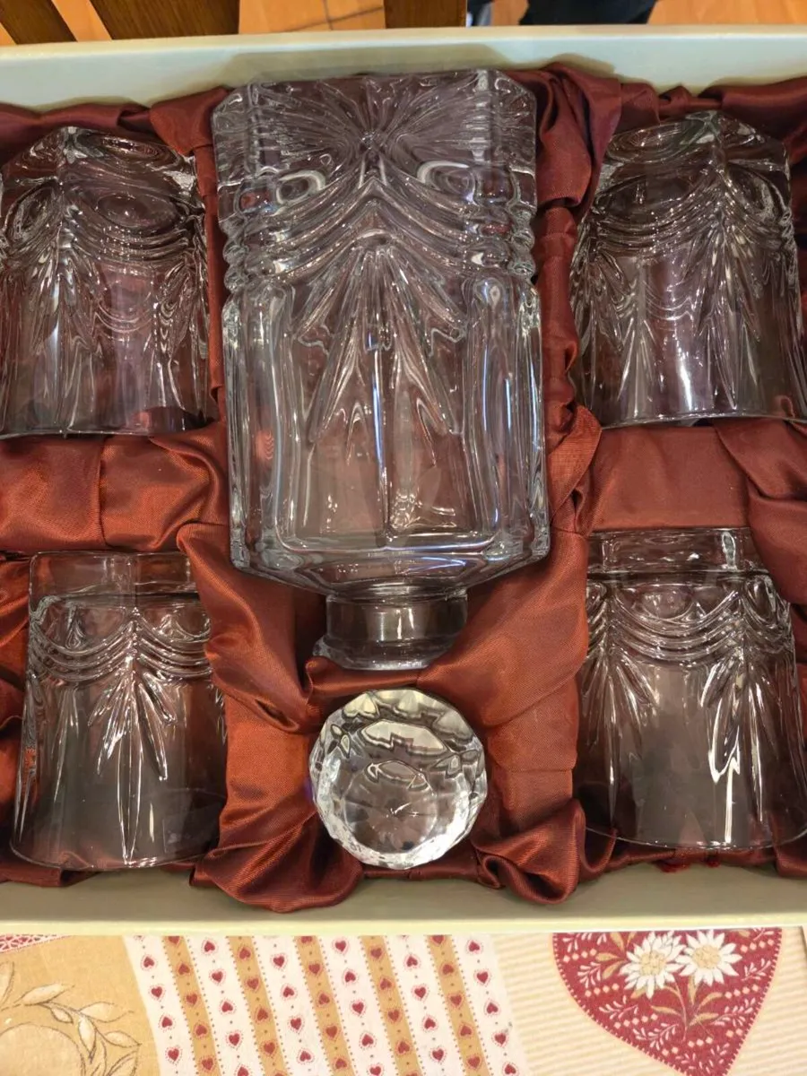 Galway Crystal Set of 4 Kells Whisky Tumblers - Image 4