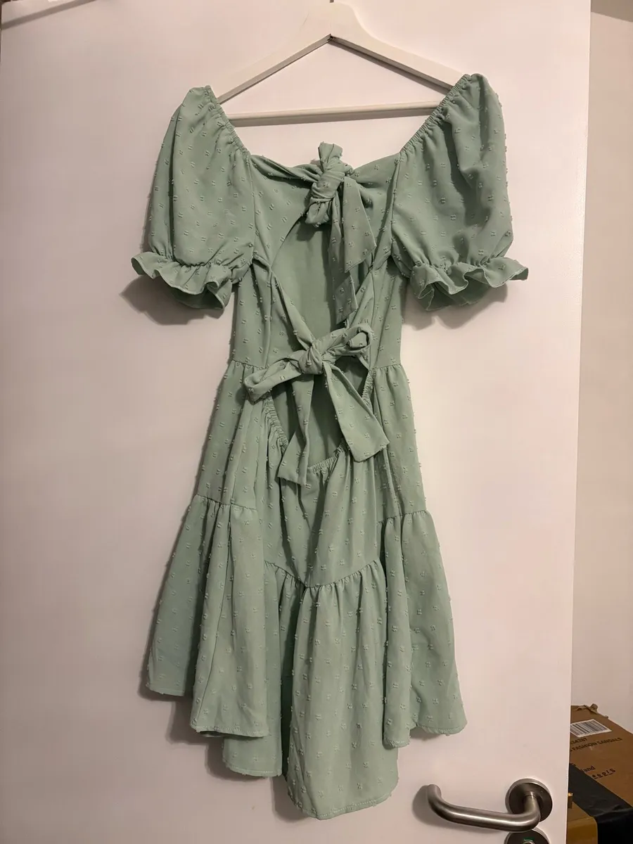 Mint green dress - Image 2