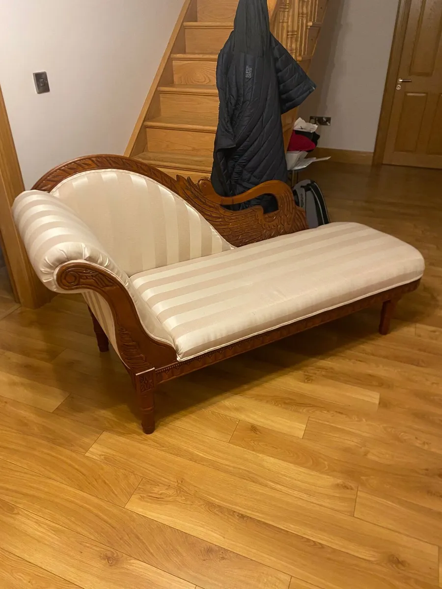 Chaise lounge - Image 1