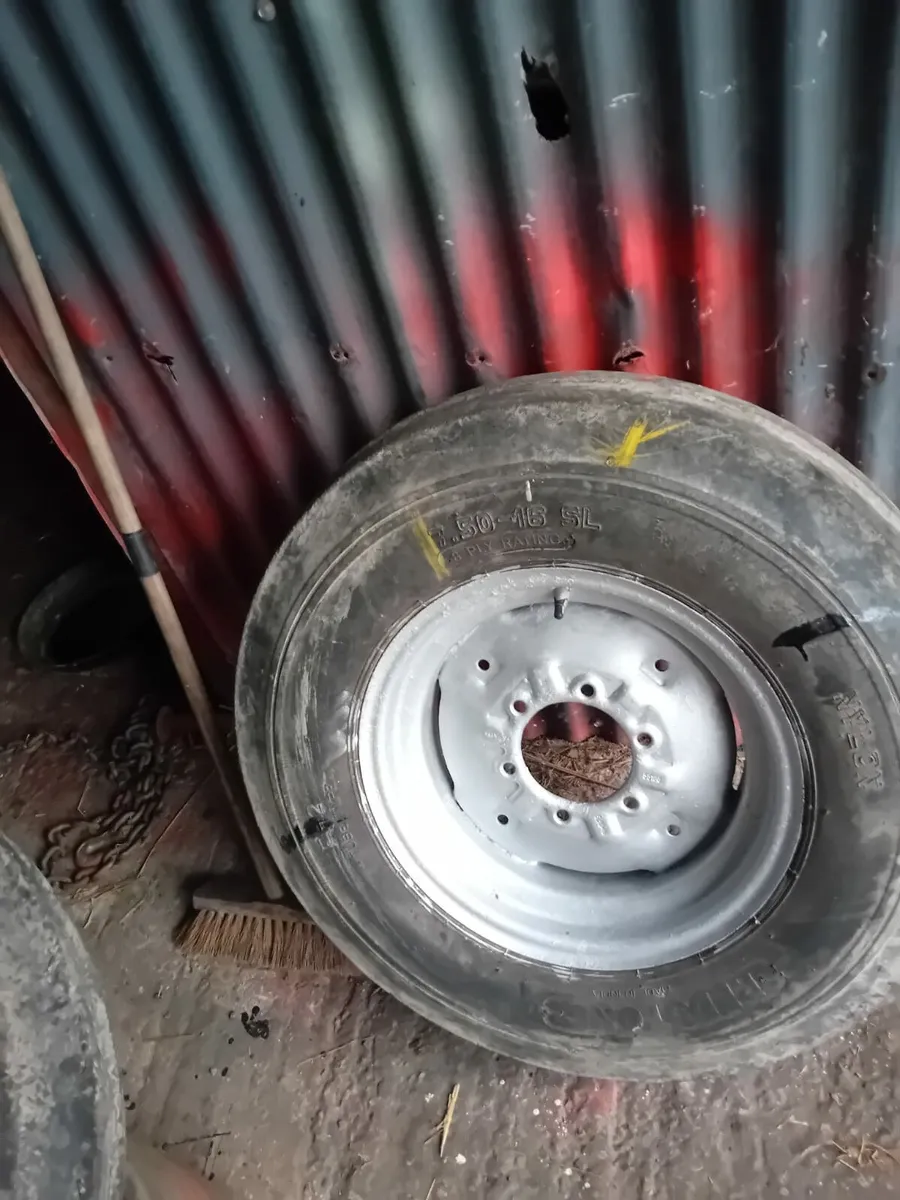 Front wheels - Image 3