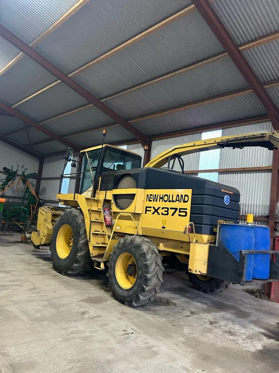 New Holland fx 375 - Image 1
