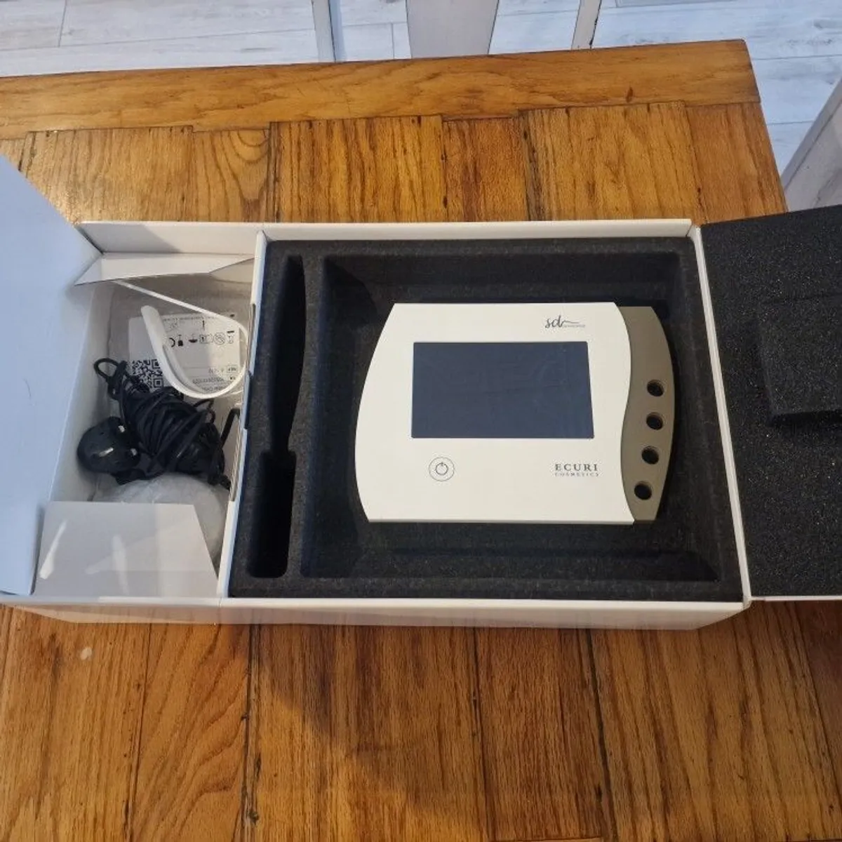 Ecuri Cosmetics  Derma Med 4 Permanent Make Up - Image 2