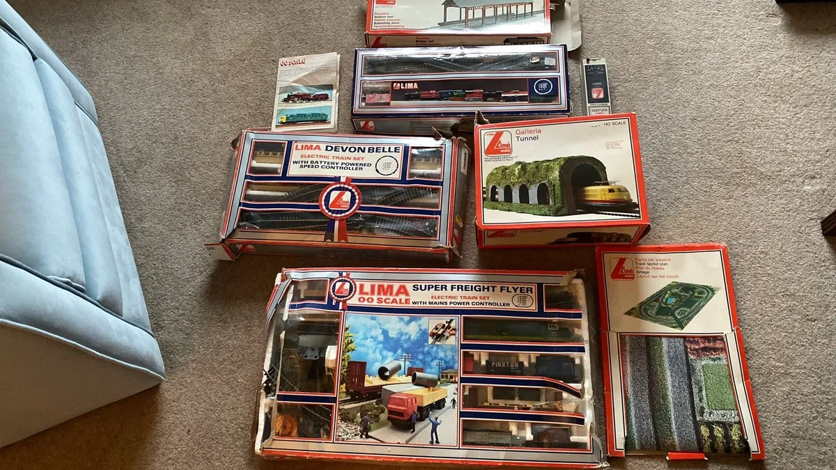 Lima Train Sets