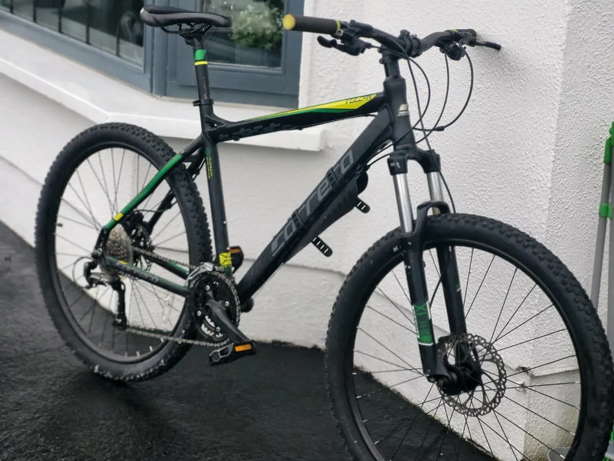 CARERRA VULCAN OIL BRAKES NEW CHAIN AND CASETTE - Image 1