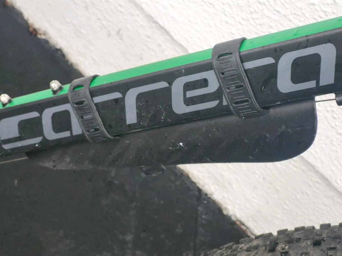 CARERRA VULCAN OIL BRAKES NEW CHAIN AND CASETTE - Image 2