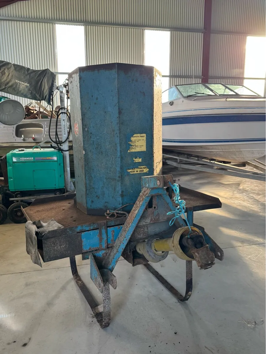 Straw Chopper - Image 1